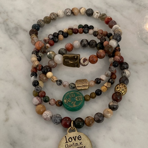 🔸NWT🔸 Natural Fossil Coral Gemstone Beaded Bracelet Set - Picture 3 of 16